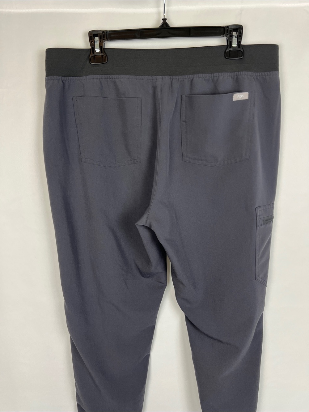 FIGS Slate Gray Scrub Set with Pink Drawstrings- Top XL/ Pants L Tall - Picture 10 of 12